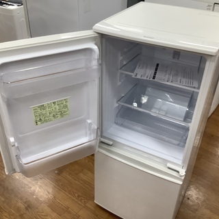 SHARP 冷蔵庫あります！【SJ-D14C-W】