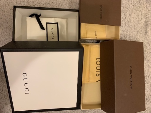 LOUISVUITTONとGUCCIの空箱＆布袋