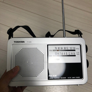 東芝デジタルチューナーラジオTY-HR3 送料込み、ほぼ新品