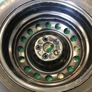 トヨタ　シエンタ　純正　鉄ホイール　15インチ　5.5J　オフセット　39  5穴　5.5J　100穴　ハブ径　53ｍｍ  タイヤ  ヨコハマ  アイスガードig50  185 / 60 r15