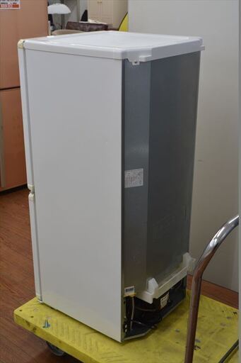 中古冷蔵庫　ユーイング　UR-F110F 2014年式