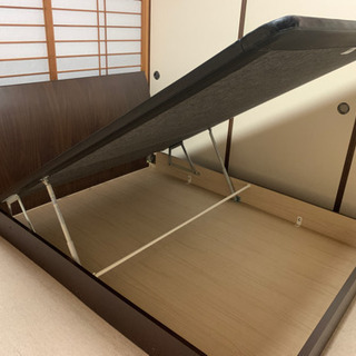 ★【取り引き先決定】クイーンベッド 木製 オシャレ 美品★