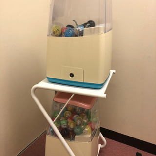 ガチャガチャ本体、売ります（コイン専用）