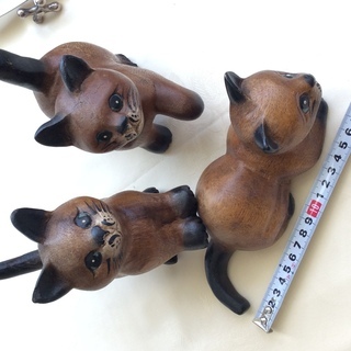 ❣️お値下げ❣️木彫り猫3体セット オブジェ  インテリア 小物...