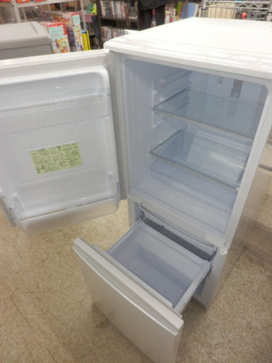 SHARP 冷蔵庫 137L　SJ-D14D-W　ホワイト Amazon.co.jp: シャープ SHARP 冷蔵庫 137L(幅48cm) つけかえどっちも