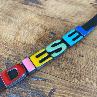 【diesel】ロゴレザーブレスレット