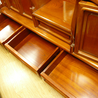 お値下げ！茶箪笥 唐木 幅118 奥行36 高さ128㎝ 透かし彫り キャビネット 飾り棚 茶棚 サイドボード 札幌 豊平区 西岡 