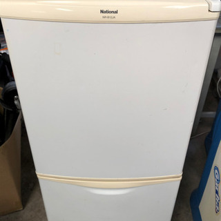 National 冷凍冷蔵庫　02年製　122L 売ります。