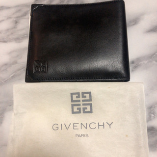 GIVENCHY 二つ折り財布 新品 黒 ジバンシー