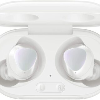 新品！50%OFF Galaxy Buds+ AKG ワイヤレス充電 Bluetooth5.0 Type-C™ SAMSUNG ワイヤレスイヤホン