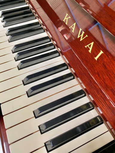 ワインレッドのお洒落なカワイピアノ CS-14S ワインレッドのお洒落なカワイピアノ CS-14S
