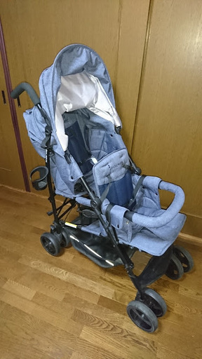 値下げ【美品】2人乗りベビーカー　kinderwagon DUOシティHOP２ 　トイザらス限定モデル