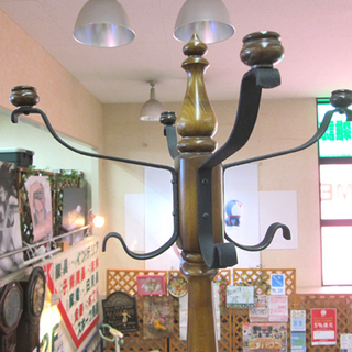 karimoku カリモク ポールハンガー　コートハンガー 楽天市場】カリモク コロニアル コートハンガー 木製 ハンガー