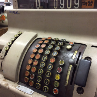 レトロ アンティークのレジスター［オブジェ/飾りとしていかがでしょうか？］ レトロ アンティークのレジスター［オブジェ/飾りとしていかがでしょ