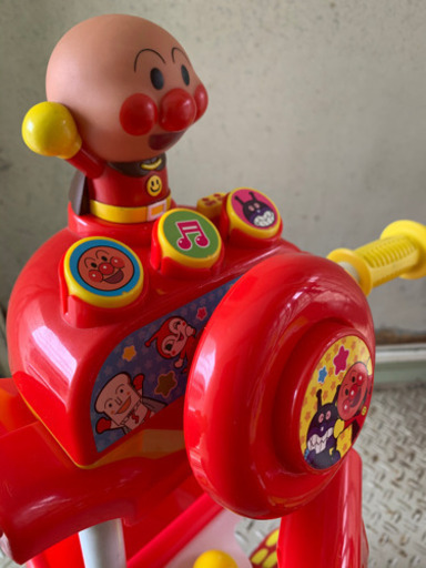 激安先着 アンパンマン 日除け付き三輪車 自転車本体