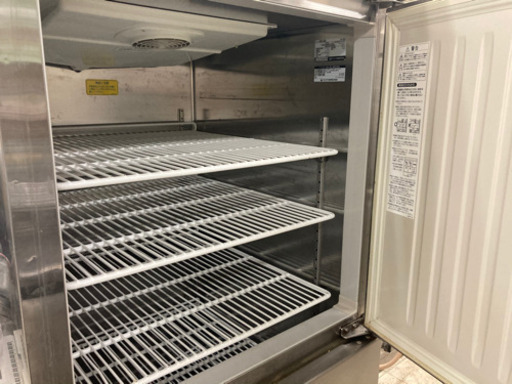 2005年製【業務用冷蔵庫‼️】タテ型冷蔵庫 HR-75S