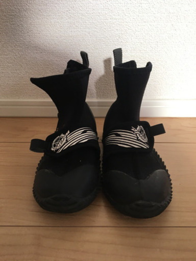 キッズ18センチ 海 川遊びにも使えるマリンブーツ ミニママ 藤沢のマリンスポーツの中古あげます 譲ります ジモティーで不用品の処分