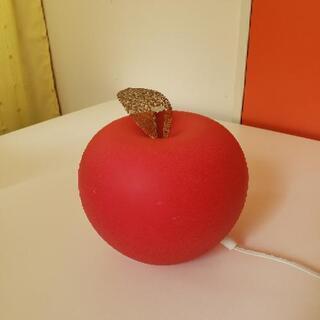りんご型のランプ