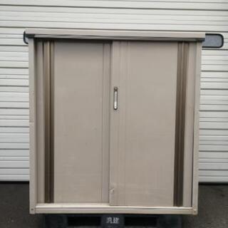 札幌市内、近郊配送無料　タクボ物置　中型　倉庫　 TAKUBO