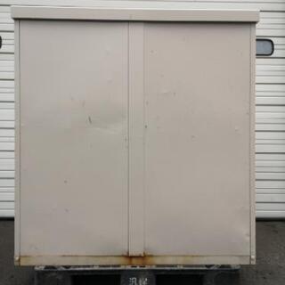 札幌市内、近郊配送無料　タクボ物置　中型　倉庫　 TAKUBO