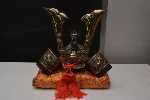 中古　五月人形　兜飾り　瑞祥　竜虎出世兜　瑞穂作