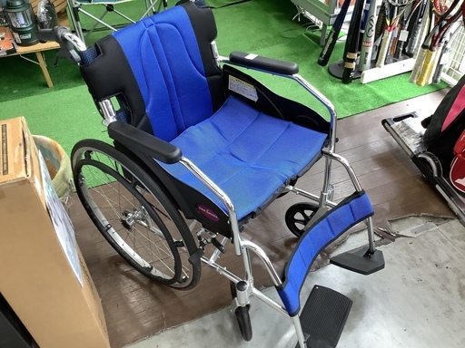 車椅子　カドクラ