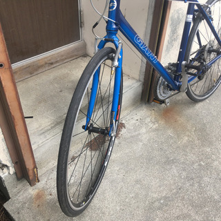 GIANT 自転車 ジャイアント クロスバイク 前輪ギア3 後輪ギア8