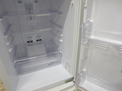 MITSUBISHI MR-P15EY- KB 三菱冷蔵庫146L　2015年製　ホワイト