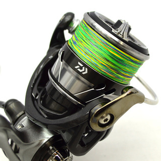 ダイワ 18カルディア LT2500 シーバス チヌ バス タチウオ エギング