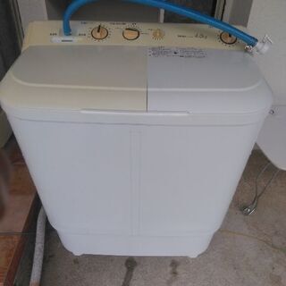 ハイアール二層式洗濯機4キロ 2014年製 別館倉庫場所浦添市安波茶 