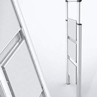 49 スタイリッシュ折りたたみ脚立 アルミ薄型踏み台ステップ台4段 シルバー