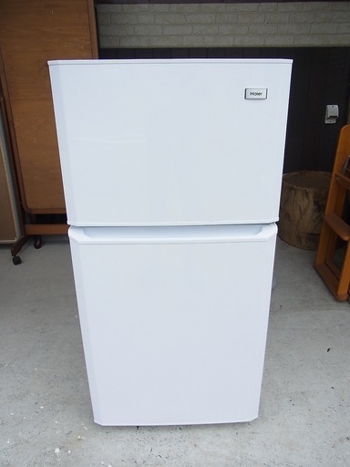 ハイアール　冷凍冷蔵庫　2015年製　JR-N106H