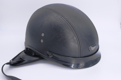 バイク用ヘルメット 半キャップ Lサイズ レザー張り クリアバイザー付き 半帽 野良猫 黒川のその他の中古あげます 譲ります ジモティーで不用品の処分