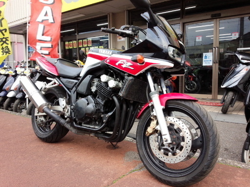 NO.3260　ＦＺ４００　水冷4サイクル４気筒エンジン　ＥＴＣ付き　デイトナカラー　☆彡