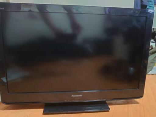 2011年製 Panasonic VIERA 32in テレビ