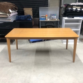 ニトリ 6人掛け ダイニングテーブルの中古が安い！激安で譲ります  