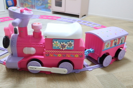 美品 Disney ディズニー ミニーマウス 足けり バッテリー走行2in1リボン機関車線路付き Tokaitrade 内部のおもちゃ の中古あげます 譲ります ジモティーで不用品の処分