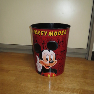 ミッキーマウス　ごみ箱