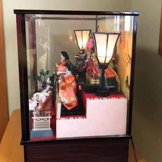 ひな祭り/雛人形三段飾り/明日香 ガラスのケース入、オルゴール付き