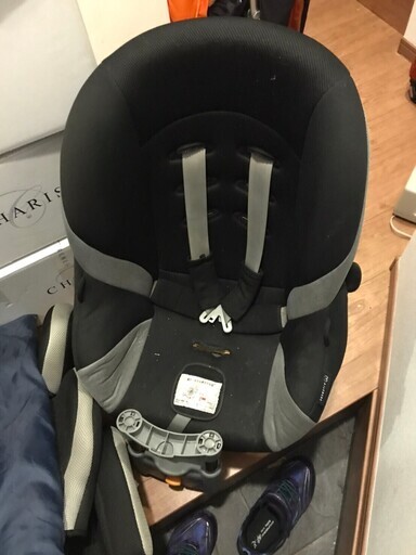 チャイルドシート エールべべ クルット 新生児～４歳 AILEBEBE KURUTTO