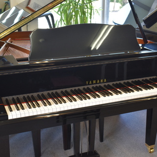 ヤマハグランドピアノ現行商品GB1Kの中古ピアノ