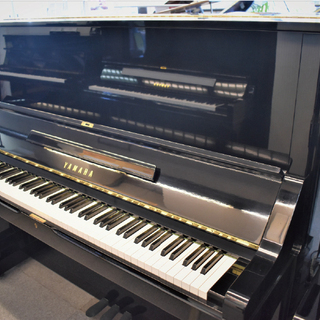中古ヤマハアップライトピアノ　UX(1979年製)　消音機能付き