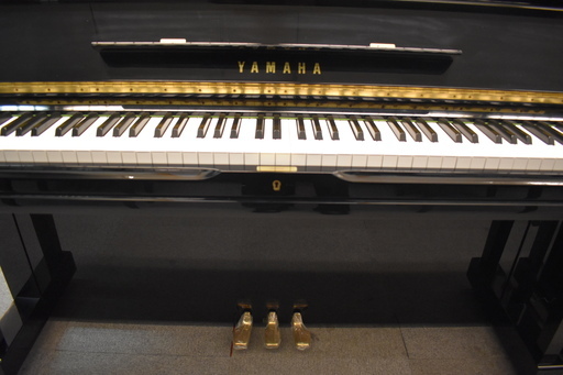 中古ヤマハアップライトピアノ　U3Ｈ（1977年製）