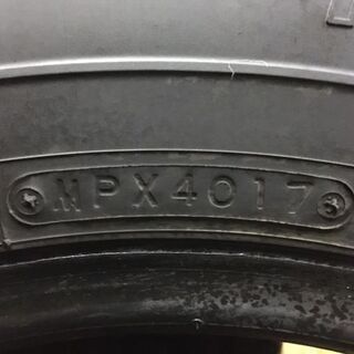 TOYO DELVEX 934 195/80R15 107/105L LT 15インチ スタッドレス 4本 2017～18年製 バリ溝 キャラバン等 (TF316-2) クレジットカード QR決済可能