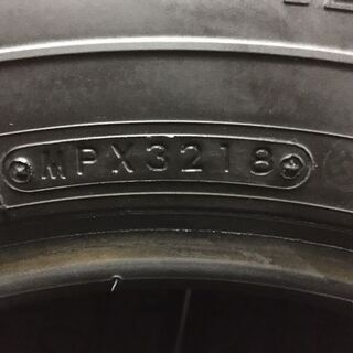 TOYO DELVEX 934 195/80R15 107/105L LT 15インチ スタッドレス 4本 2017～18年製 バリ溝 キャラバン等 (TF316-2) クレジットカード QR決済可能
