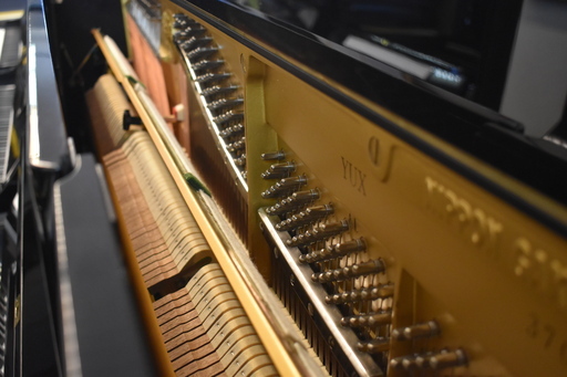 ヤマハ中古ピアノ 人気のYUX（1983年製造） 高品質 