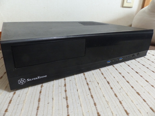 おまけ付　SILVERSTONE SST-ML03B ＰＣケース　ホームシアターＰＣ　Ｍａｉｃｒｏ－ＡＴＸ　Mini-ITX　シルバーストーン