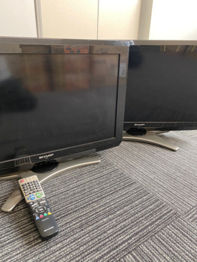 シャープ液晶テレビ26インチ・二台まとめて