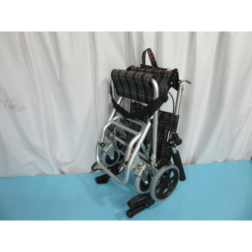 タッチ アルミ製簡昜式介助車椅子