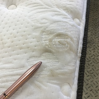 ニトリ　ダブルベッド②　人気の白フレーム